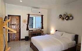 The Old City Rooms